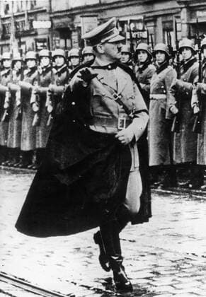 IMAGO History, Zweiter Weltkrieg: 1939 - 1945 Dec. 4, 1940 - Berlin, Germany - ADOLF HITLER inspecting his troops. Hitler was the Fuhrer and Reichskanzler of Germany from 1933 to his death. He was leader of the NSDAP, better known as the Nazi Party. At the height of his power, the armies of Nazi Germany and its Axis Powers dominated much of Europe during World War II. The racial policies that Hitler directed culminated in a massive number of deaths commonly cited at over 11 million people, including 6 million Jews, in a genocide now known as the Holocaust. Berlin Germany  - ZUMAk09