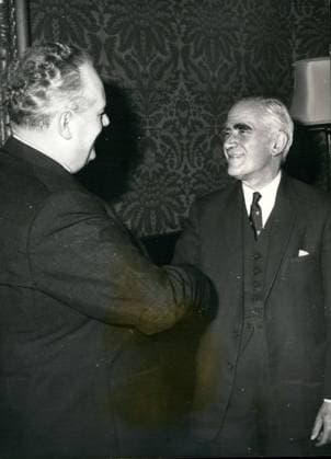 Feb. 21, 1966 - German Minister of Economic Affairs - meets Mr. Stewart.: The Federal German Minister of Economic Affairs, Dr. Kurt Schmucker, who is in London for a two-day visit, this afternoon went to the Foreign Office where he met Britain;s Foreign Secretary, Mr. Michael Stewart. Photo shows Dr. Schmuker (left) shakes hands with Mr. Michael Stewart, at the Foreign Office in London today.  - ZUMAk09