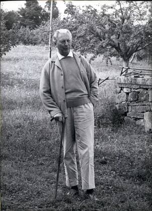 Jul. 07, 1967 - A few days of relaxation Ã¢â‚¬âÄœ Federal Chancellor Kurt Georg Kiesinger spent in the surroundings of Bebenhausen near Stuttgart where he owns a small weekend house. He was guarded by three police men or three officials from Bonn. The picture was shot on the 6th of August at Bebenhausen. OPS: Federal Chancellor Kiesinger on a walk. Keystone Photo 7-8-67  - ZUMAk09