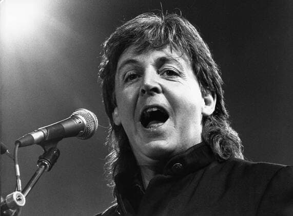Jan. 11, 1989 - Zurich, Switzerland - Solo artist PAUL MCCARTNEY former member of the famous pop group The Beatles in concert. Zurich Switzerland  - ZUMAk09