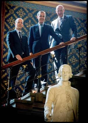 Kanada, Mark Carney wird neuer Premierminister, Archivbilder 23 07 2014. Glasgow, Scotland. L to R Lord Livingston, Minister of state for Trade and Investment, Mark Carney, Governor Bank of England, John Swinney at the Commonwealth Games Business Conference 2014.  xAndrewxParsonsx xi-Imagesx IIM-2681-0025