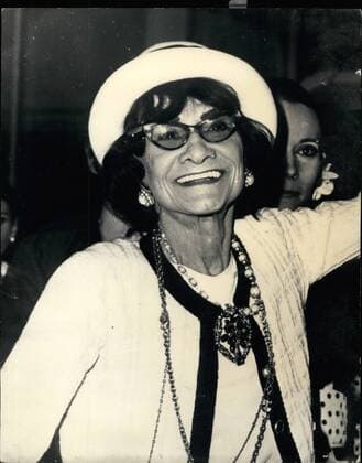 IMAGO ICONS: Coco Chanel Jan. 01, 1971 - Coco Chanel is dead.: Gabrielle Coco Chanel, world famous for her perfumes and fashions, died in Paris last night at the age of 87. Photo shows Coco Chanel, who die last night in Paris, aged 87.  - ZUMAk09