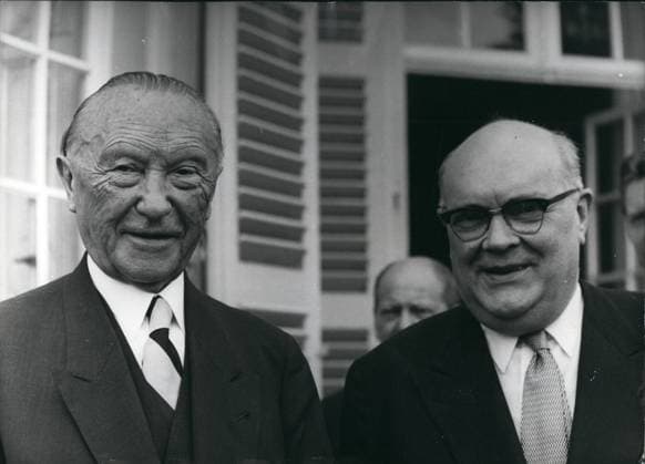 Jul. 07, 1962 - Dr. Adenauer spoke with Spaak. The Belgian Minister of Foreign Paul Henry Spaak visited Chancellor Dr. Adenauer in Palais Schaumburg in Bonn, where he spoke with him about problems of the EWG. Our photo shows the Belgian Minister for Foreign Spaak with German Chancellor Dr. Adenauer in Bonn.  - ZUMAk09