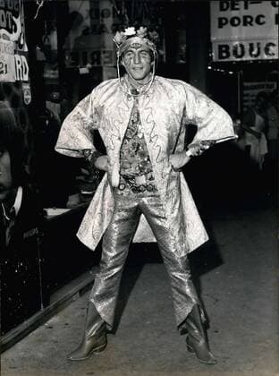 Oct. 28, 1967 - A man named Stephane just opened up a boutique there that has a first-hand hippie clothing selection. No reason to go to New York or Carnaby Street for hippie clothing.  - ZUMAk09