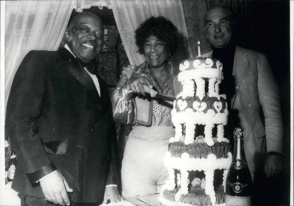 IMAGO ICONS: Ella Fitzgerald Apr. 27, 1971 - Ella Fitzgerald, the queen of jazz, celebrated her 53rd birthday in a hotel in Copenhagen with her old friend Count Basie who is performing in town and Norman Granz, his manager.  - ZUMAk09