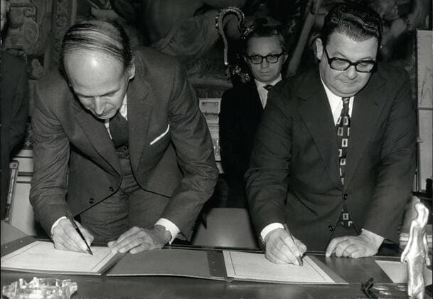 Sep. 19, 1972 - Giscard d Estaing and Netto Sign Franco-Brazilian Agreement  - ZUMAk09