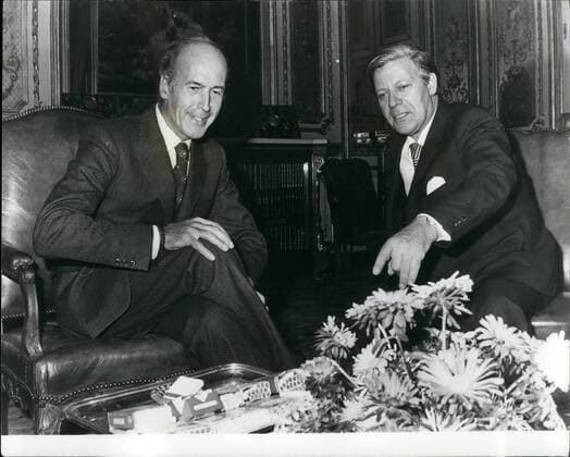 Sep. 09, 1974 - West German Chancellor In Talks With French President: French and West German leaders met in Paris for almost five hours to discuss new forms of European political and economic cooperation. Photo shows The French President, Valery Giscard D Estaing (left) and the West German Chancellor Helmut Schmidt, during their talks at the Elysee Palace in Paris.  - ZUMAk09