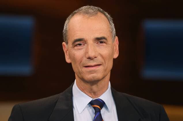 Prof. Dr. Michael Wolffsohn (Historiker) in der ARD-Talkshow ANNE WILL am 30.07.2014 in Berlin Thema der Sendung: Blutiger Nahost-Konflikt - Wer wird für die Eskalation verantwortlich gemacht?