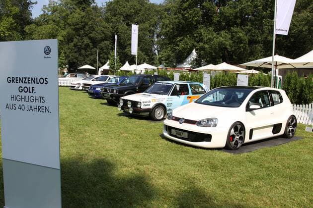 Blick auf die Sonderausstellung Grenzenlos Golf 40 Jahre Golf, Highlights aus 40 Jahren, im Vordergrund mit dem VW Golf GTI W12 650 (Concept aus dem Jahre 2007 auf Basis Golf V). 9. Classic Days am Schloss Dyck, Trips Memorial, Oldtimer, Klassik- und Motorfestival, 01.-03.08.2014, Jüchen (D)