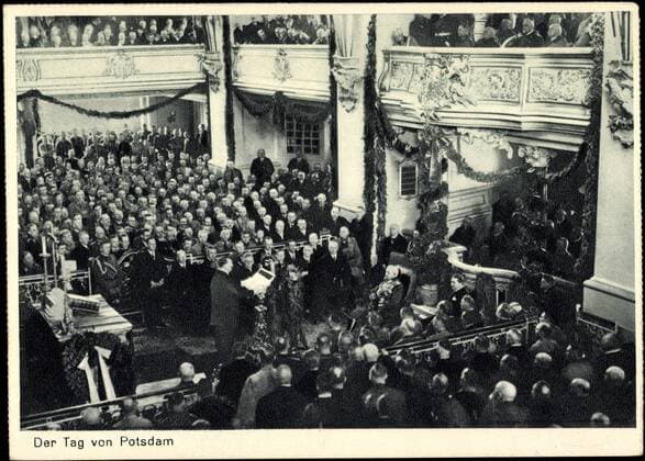 Potsdam, Adolf Hitler spricht, 1933, Hindenburg