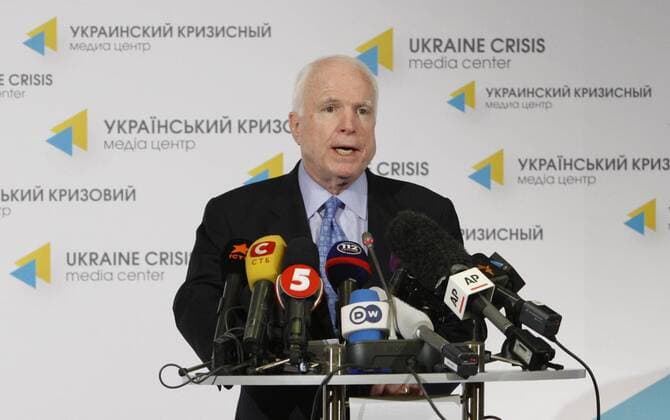 ITAR-TASS: KIEV, UKRAINE. SEPTEMBER 4, 2014. US senator John McCain gives a press conference in Kiev.  RE14E7CF