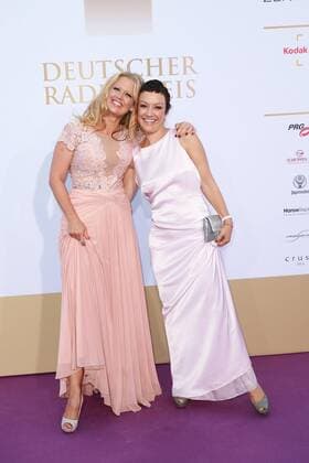 Barbara Schöneberger und Miriam Pielhau bei der Verleihung Deutscher Radiopreis 2014 am 04.09.2014 in Hamburg Deutscher Radiopreis 2014, Hamburg 