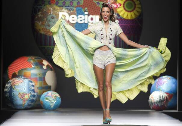 Alessandra Ambrosio bei der Desigual Fashion Show auf der Mercedes-Benz Fashion Week Madrid Spring Summer 2015. Madrid, 11.09.2014 xDyDxFotografosx xFuturexImage