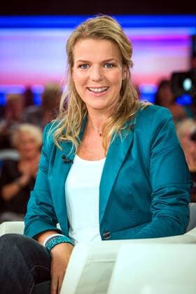 MDR - Riverboat. Comedian Mirja Boes anläßlich der MDR - Talkshow Riverboat am 12.09.2014 im Studio 3 der Mediacity Leipzig.