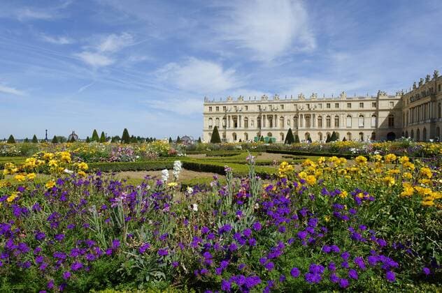 France, View of Palace of Versailles  LB000002