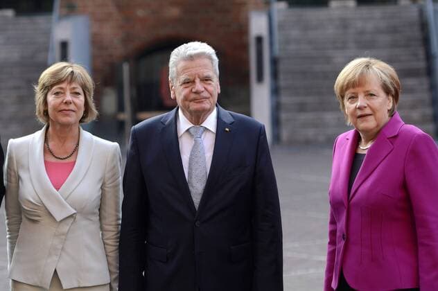 Bundespräsident Joachim Gauck und Daniela Schadt mit Bundeskanzlerin Angela Merkel bei den Feierlichkeiten zum Tag der deutschen Einheit. Hannover, 03.10.2014 xC.xNiehausx xFuturexImage