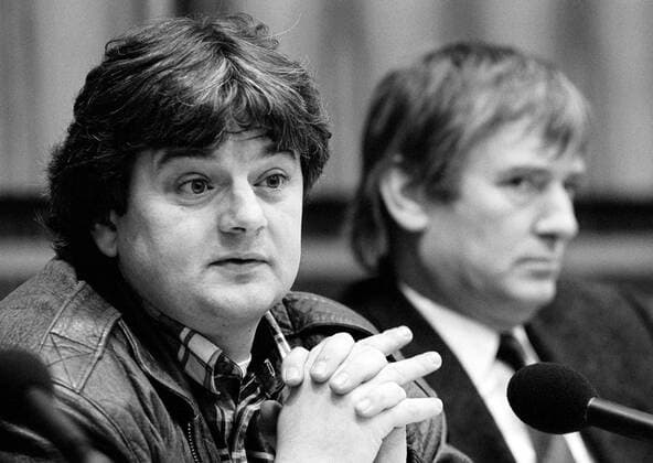 Joschka FISCHER und Otto SCHILY , beide Die Gruenen , bei einer Pressekonferenz im Dezember 1988 Joschka FISCHER and Otto SCHILY , both Die Gruenen , during a press conference in December 1988