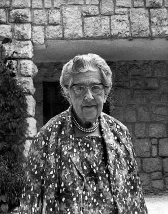England: c. 1967 Portrait of English mystery writer Agatha Christie. 990_16_X-Christie-Agatha_1HR