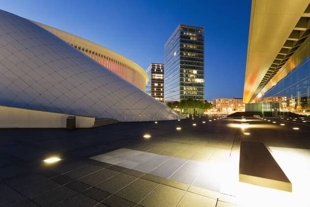 Architektur von Christian de Portzamparc Luxembourg, Kirchberg, Philharmonie Luxembourg in the evening, Architect Christian de Portzamparc  MSF004243