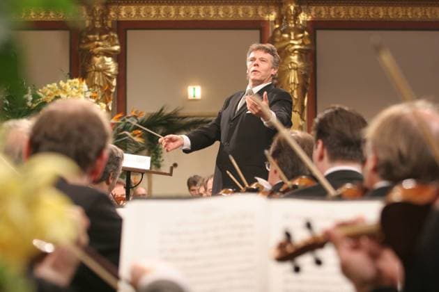 Wien 30 12 2005 - Dirigent - Conductor Mariss JANSONS dirigiert das Neujahrskonzert 2006