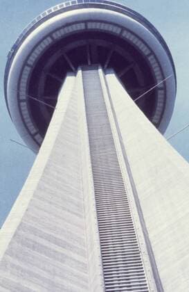 CN Tower in Toronto - Kanada 1981 Aufnahmedatum geschätzt snapshot-photography H.Seeliger