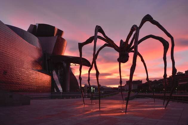 Spinnenskulptur Maman, von Louise Bourgeois, vor Guggenheim-Museum Bilbao, Bilbao, Baskenland, Provinz Bizkaia, Spanien, Europa ibljor04056474.jpg