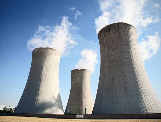 IMAGO Nature: Unsere Erde, Energiequellen, Kernenergie FILE PHOTO Cooling towers of Nuclear Power Plant Dukovany, older of the two Czech nuclear power plants, Czech Republic pictured on August 16, 2013. (CTKxPhoto LiborxSojka) CTKPhotoF201309261130801 