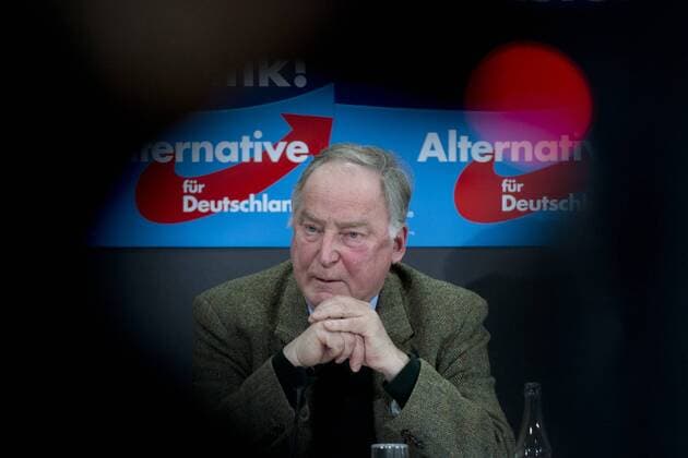 Alexander Gauland, AfD DEU, Deutschland, Germany, Berlin, 16.02.2015 Alexander Gauland, Vorsitzender der AfD in Brandenburg, waehrend der Pressekonferenz der AfD, Alternative fuer Deutschland, einen Tag nach der Hamburger Landtagswahl in Berlin. Alexander Gauland, main candidate of the right-wing and anti Euro party AfD in Brandenburg, Alternative fuer Deutschland, Alternative for Germany, speaks to the media the day after the AfD won 6,1% of the popular vote in Hamburg state elections in Berlin, Germany
