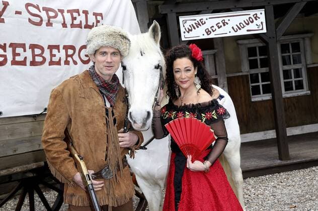 Ralf Bauer und Barbara Wussow beim Pressetermin zu Im Tal des Todes der Karl-May-Festpiele 2015 im Indian Village Museum. Bad Segeberg, 17.02.2015 Foto:xU.xGlockmannx xFuturexImage