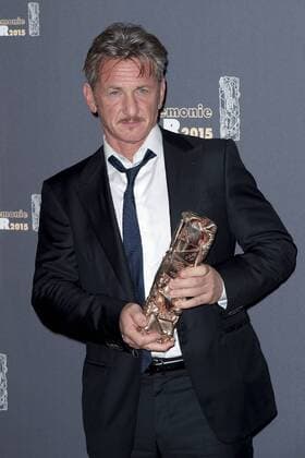 Sean Penn - Cesar d honneur - Ehrenpreis CELEBRITES : 40eme Ceremonie des Cesars - Photocall Laureats - 20 02 2015 JBAutissier Panoramic 