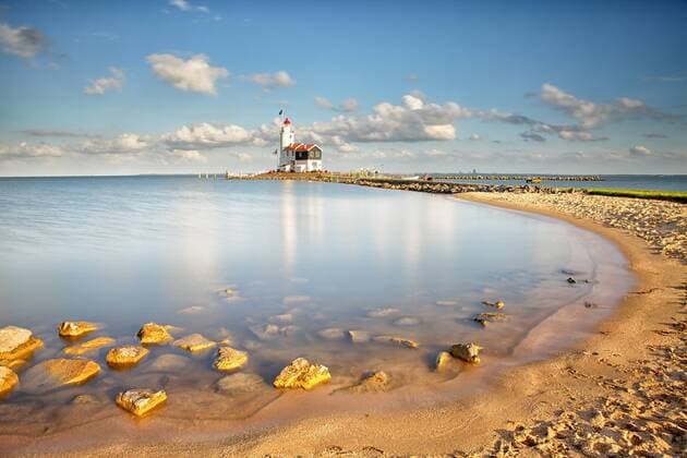 Netherlands, Waterland, Marken, Ijsselmeer, lighthouse Paard van Marken  DSGF000764
