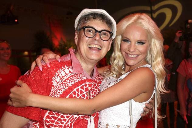 Rolf Scheider und Gina-Lisa Lohfink bei der 80 Jahre Langnese - Party im BeachCenter Wandsbek. Hamburg, 05.03.2015 Foto:xU.xGlockmannx xFuturexImage