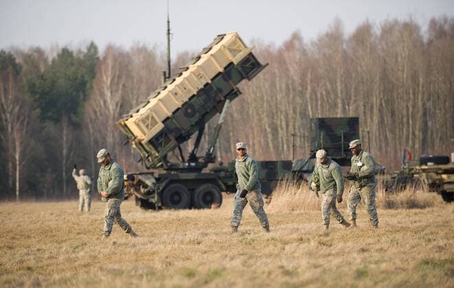 Polish-US military exercises underway rocket launchers Patriot (PAC-2) Polish-American military exercises, a part of Operation Atlantic Resolve, are underway on March 21, 2015 in Sochaczew, 50 kilometres west of Warsaw, Poland. The 3rd Warsaw Air Defence Missile Brigade, which is stationed there, has been joined by a U.S. Patriot missile battery which arrived from Kaiserslautern in Germany, along with 100 American soldiers and about 30 vehicles. EN_01168221_0004 