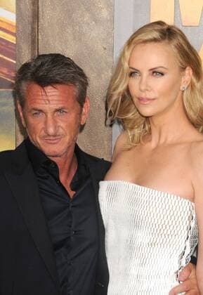 May 7, 2015 - Los Angeles, California, USA - May 07, 2015 - Los Angeles, California, USA - Actress CHARLIZE THERON Actor SEAN PENN at the Mad Max Fury Road Hollywood Premiere held at the TCl Chinese Theater, Hollywood. Los Angeles USA - ZUMAf05_