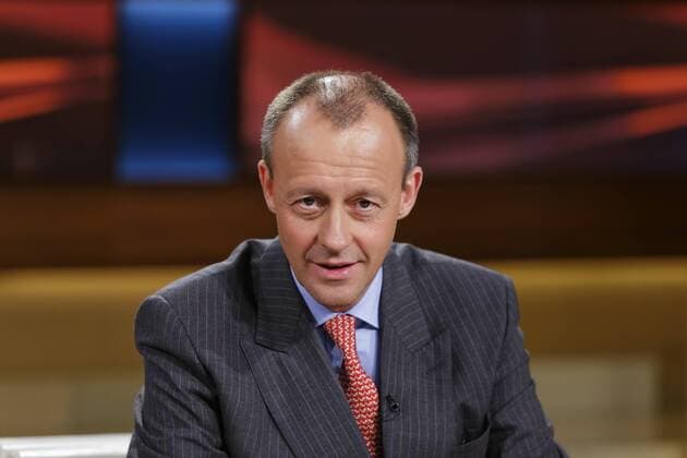 Friedrich Merz 2015-05-20, Berlin, Deutschland - Friedrich Merz, CDU, bis 2004 stellvertretender Fraktionsvorsitzender der Union im Deutschen Bundestag, Rechtsanwalt und Vositzender des Vereins Atlantik-Brücke, zu Gast bei Anne Will im Ersten. Thema der Talkrunde: Ausspähen unter Freunden geht doch! Wie glaubwürdig ist Angela Merkel noch?