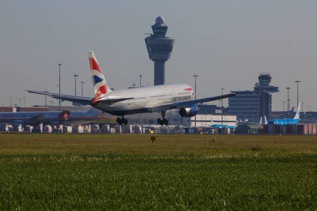 NLD, Niederlande, Flughafen Amsterdam Schiphol, 04.06.2015: British Airways, Boeing 767-336 ER Registrierung: G-BNWA