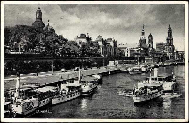Dresden Altstadt, Blick auf Stadt, Dampfer Bastei