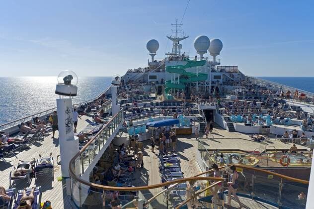  Kreuzfahrtschiff Carnival Glory auf Kreuzfahrt in der Karibik Copyright: imageBROKER/ErichxSchmidt ibleri03971562.jpg