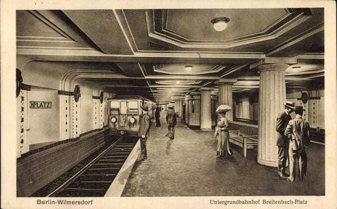 Berin Wilmersdorf, U Bahnhof Breitenbacher Platz