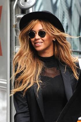 July 15, 2015 - New York, NY, USA - July 15, 2015 New York City..Beyonce was seen in midtown Manhattan in New York City on July 15, 2015..Credit: Kristin New York USA  - ZUMAny1_
