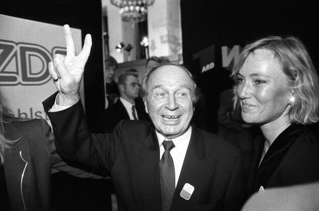Bayerische Landtagswahl 1990, Wahlabend im bayerischen Landtag in München, Josef Grünbeck (FDP)