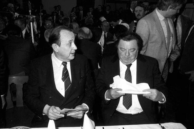 Salvator Anstich in München: Hans-Dietrich Genscher (li.) und Franz Josef Strauß