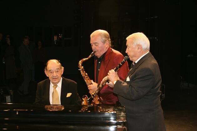 Paul Kuhn,Max Greger und Hugo Strasser beim Photocall zur Swing-Legenden Tour 2007 am 11.01.2007 in Berlin. Swing Legenden Tour 2007