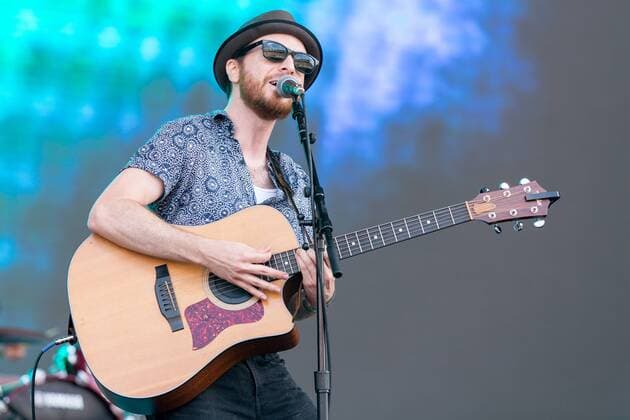Aug. 23, 2015 - Wantagh, New York, U.S - Musician DAVE MUNRO of Air Traffic Controller performs live at the inaugural Billboard Hot 100 music festival at the Nikon at Jones Beach Theater in Wantagh, New York Wantagh U.S. - ZUMAs135