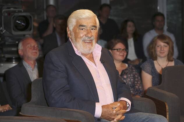 Mario Adorf bei der Aufzeichnung der NDR-Talkshow Bettina und Bommes im NDR-Studio auf dem Messegelände. Hannover, 28.08.2015 Foto:xU.xGlockmannx xFuturexImage