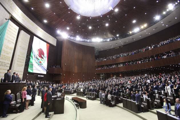 POLITIK Mexiko: Parlamentssitzung Aug. 29, 2015 - Mexico - G29081516. JPG.MEXICO, D.F. Konstituierende Sitzung des 63. mexikanischen Parlaments - Abgeordentenkammer - La 63 Legislatura de la Camara de Diputados es instalada el sabado 29 de agosto de 2015 en el Palacio Legislativo de San Lazaro. Los legisladores comenzaran labores el proximo 1 de septiembre.  - ZUMAu78_