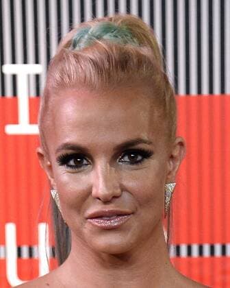 Singer Britney Spears arrives on the red carpet for the 32nd annual MTV Video Music Awards at Microsoft Theater in Los Angeles on August 30, 2015.  LAP20150830151 JIMxRUYMEN