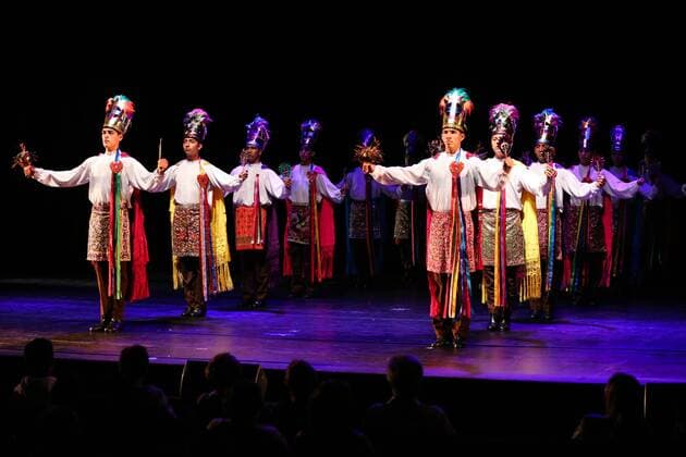 JANUARY RJ DE JANEIRO - 02 09 2015: FOLKLORE BALLET OF MEXICO - For the first time in Brazil, the Mexican Folkloric Ballet of the University Veracruzana perform at Teatro Carlos Gomes, with a free show to give the locals the 450th anniversary of the City Rio de Janeiro.  Andr?xHorta
