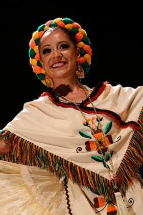 JANUARY RJ DE JANEIRO - 02 09 2015: FOLKLORE BALLET OF MEXICO - For the first time in Brazil, the Mexican Folkloric Ballet of the University Veracruzana perform at Teatro Carlos Gomes, with a free show to give the locals the 450th anniversary of the City Rio de Janeiro.  Andr?xHorta