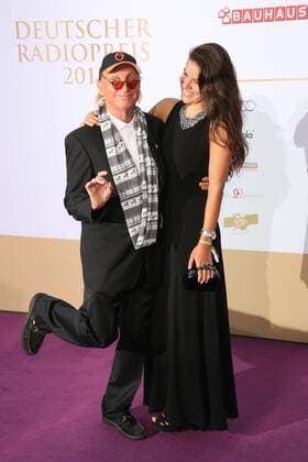Otto Waalkes und Llliy Roberts bei der Verleihung Deutscher Radiopreis 2015 am 03.09.2015 in Hamburg Deutscher Radiopreis 2015 in Hamburg 
